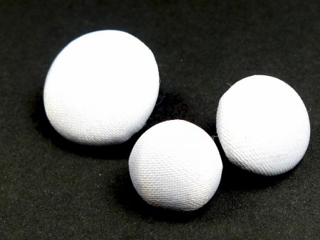 Knapper Hvite stoffknapper