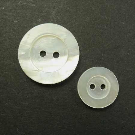 Skjellknapper hvite