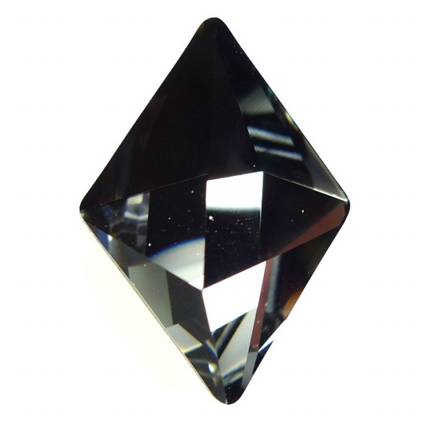 4) Crystal (001) Moroda Z CALVSI (MOZCV)