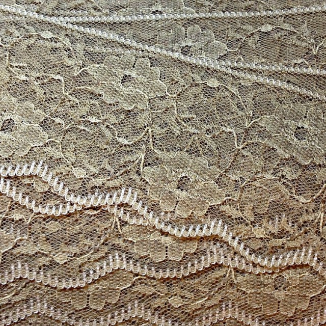 10) ET376/10Beige
