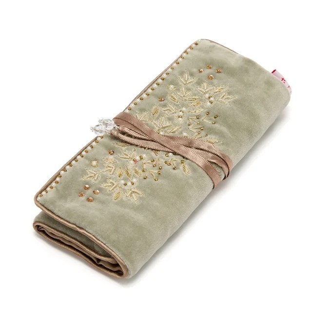 2)VINTAGE GREEN